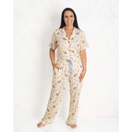 Pooh's Beignet Adventure | Women's Short-Sleeve Shirt & Pants Set – Pearls and Pelicans