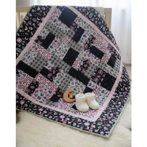Spooky Snuggles Patchwork Quilt - Whimsical Nursery Bedding (Approx. 45"x45")