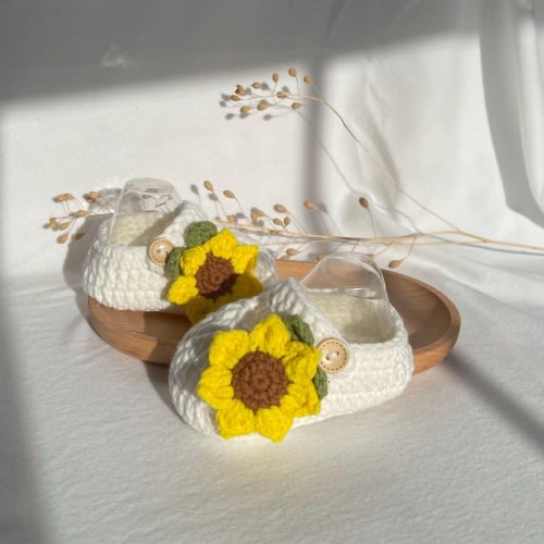 Sunflower Baby Shoes, Crochet Infant Shoes, Soft Handmade Sandals, Unique Baby Shower Gifts,  Handknitted Gifts for New Moms and Baby Girls