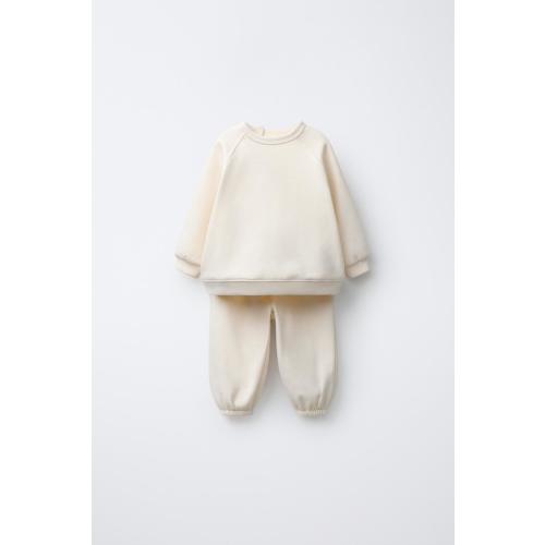BASIC SWEATSHIRT AND JOGGER PANTS SET - Ecru | ZARA Canada