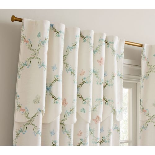 Garden Trellis Scallop Evelyn Linen Blackout Curtain - 44W x 96L