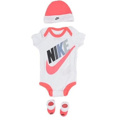 Nike baby 3 piece box set white pink graphic baby boy girl 0-6 months