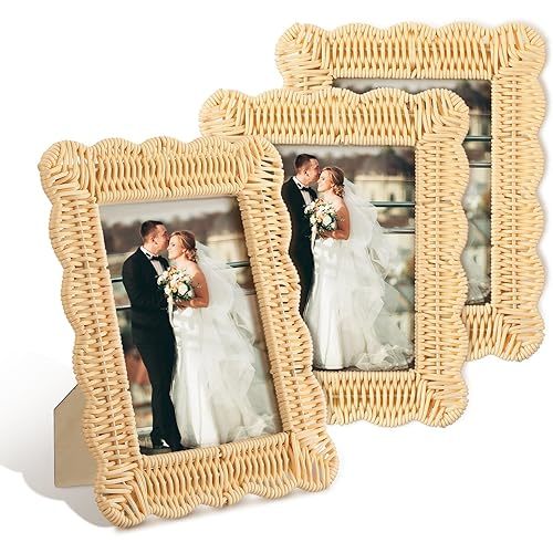 3 Pcs Scalloped Wicker Weave Rattan Photo Frame for Picture Handmade Rattan Photo Frames Wall Decor Boho Farmhouse Style Tabletop Display Decorative Home Bookshelf (5 x 7,Neutral)