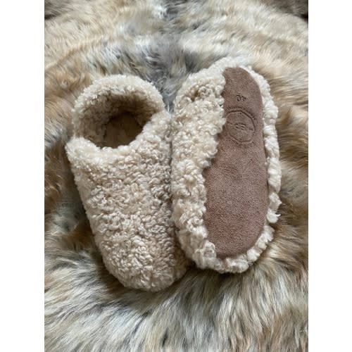“No Bending” Sheepskin Slippers: THE EVERYDAY SLIP-ON– East Perry