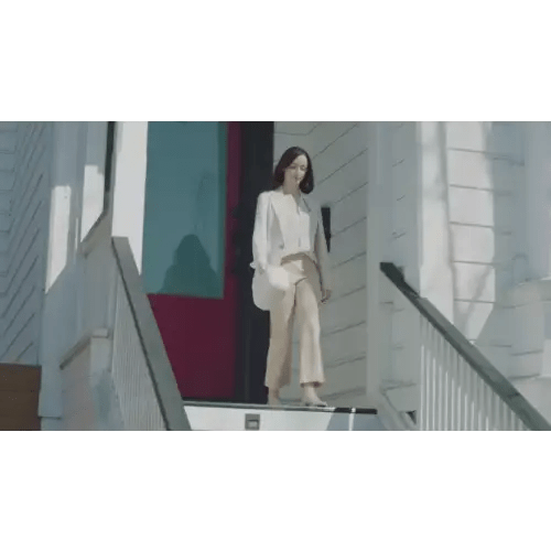 Momcozy M5 Hands-Free Wearable Electric Breast Pump Set: Double Pump System, USB Powered, Includes Carrying Case