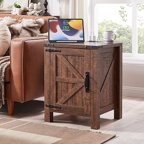 OKD Nightstand w/Charging Station, 18 Inch Farmhouse End Table w/Barn Door and Adjustable Storage Shelf, Rustic Wood Sofa Side Table w/Magnetic Door for Living Room, Bedroom, Reclaimed Barnwood Color