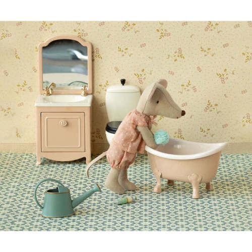 Big sister mouse in matchbox - Maileg | Maisonette