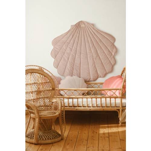 Pink velvet Shell Play Mat – Mermaid Nursery Rug, Ocean-Themed Baby Play Mat, Seashell Floor Cushion, Tummy Time Mat, Fairy Tale Photo Prop