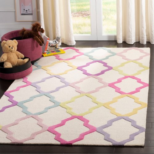 SAFAVIEH Handmade Kids Garrelda Wool Rug (9x7)