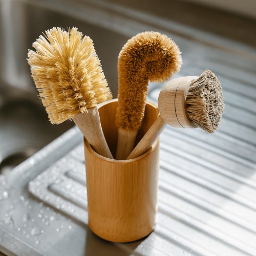The Zero-Waste Brush Kit