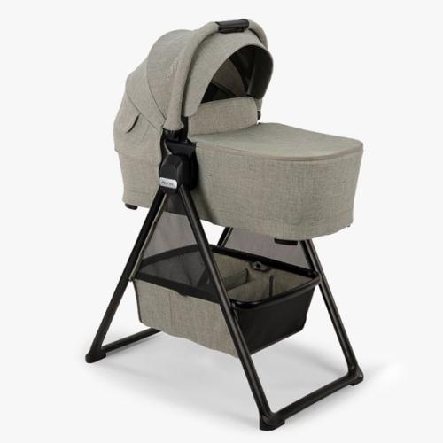 Nuna SWIV bassinet with stand