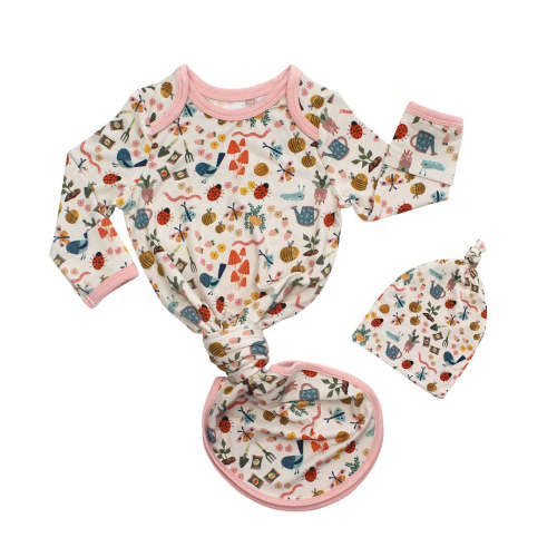Garden Friends Bamboo Gown and Hat Newborn Baby Gift Set