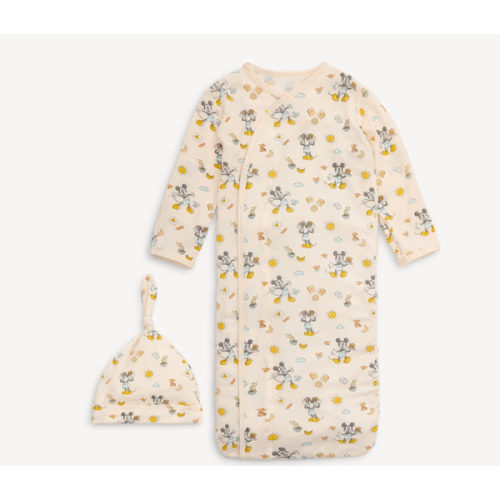Magnetic Gown & Hat Set