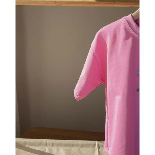 Signature Kids Tee - Home Is Where Mum Is / Pink – AEGI BLOOM