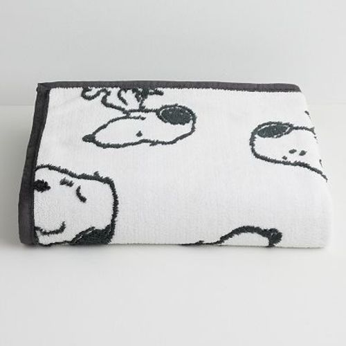 Peanuts Snoopy Jacquard Sherpa Throw Blanket by The Big One Kids™