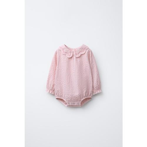 EMBROIDERED GINGHAM TEXTURED BODYSUIT - Pink | ZARA United States