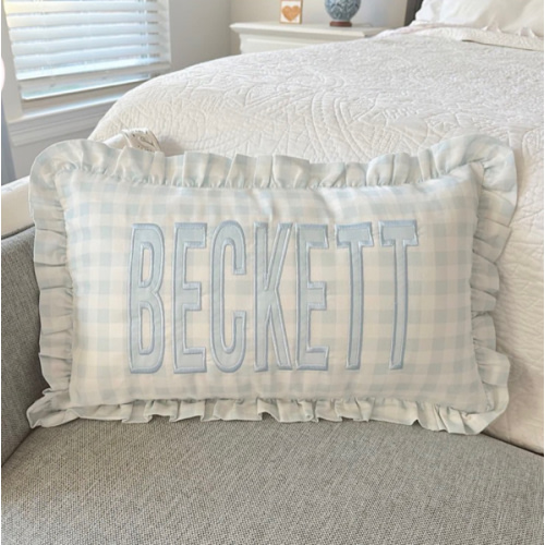Gingham ruffle pillow – JMBroidery