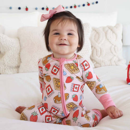 Sweet Stacks Convertible Zip Romper | Pink