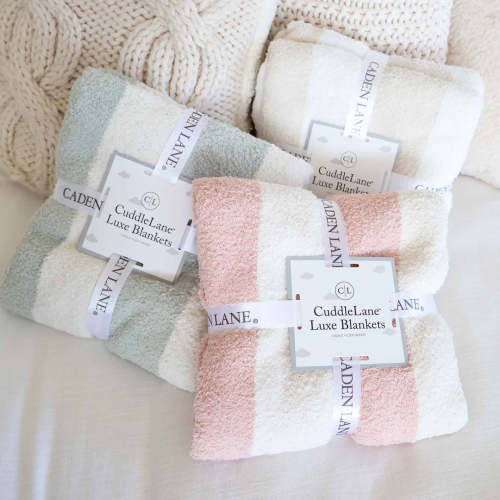 CuddleLane™ Luxe Blankets | Stripe