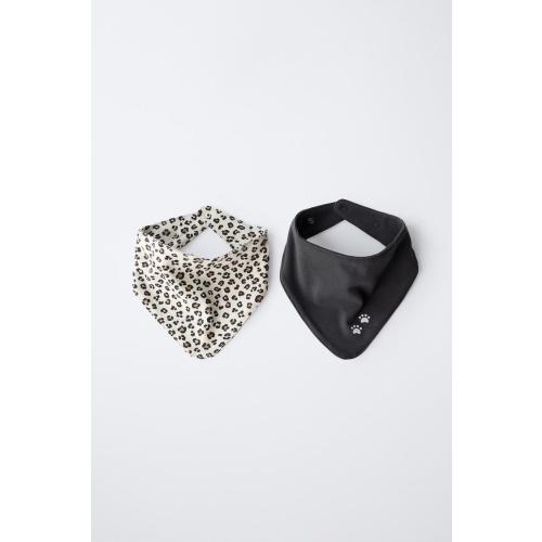 TWO-PACK OF ANIMAL PRINT BIBS