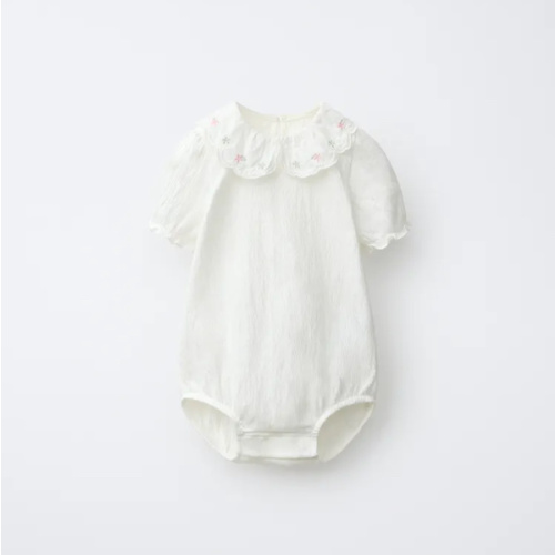 EMBROIDERED FLORAL COLLAR TEXTURED BODYSUIT - White | ZARA United States