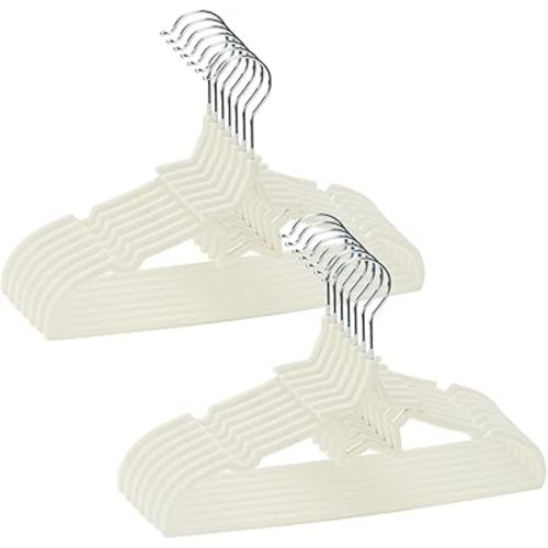 GoodtoU Baby Hangers, 50 Pack Kids Velvet Hangers for Closet Baby Felt Hanger for Toddler Infant Nursery Child Small Children (12.8 x 8.54, Star)