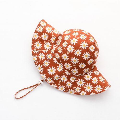Ginger Daisy Sunhat UPF 50+ with Adjustable Breakaway Strap - Huggalugs