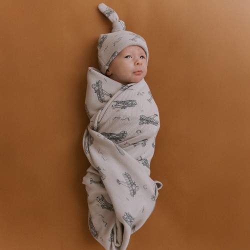 Organic Swaddle Blanket & Hat Set - Airplanes