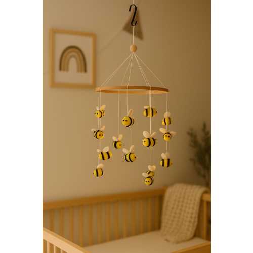 Felt Bee Baby Mobile | Handmade Nursery Decor | Scandinavian Style Crib Mobile | Gender Neutral Baby Gift | Bee Nursery Theme