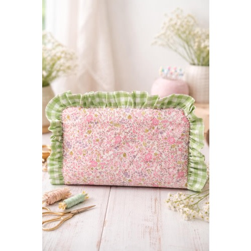 Large Ruffle Pouch | Ruffled Diaper Pouch | Ruffled Bag | Large Make Up Bag | CUSTOM