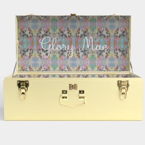 Laura Park x Petite Keep Petite Trunk