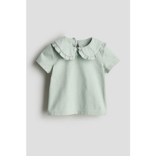 Jersey Top with Collar, Dusty green, Kids | H&M USH&MH&MInstagramTikTokYouTubePinterestFacebookH&MJersey Top with Collar, Dusty green, Kids | H&M USJersey Top with Collar, Dusty green, Kids | H&M USJersey Top with Collar, Dusty green