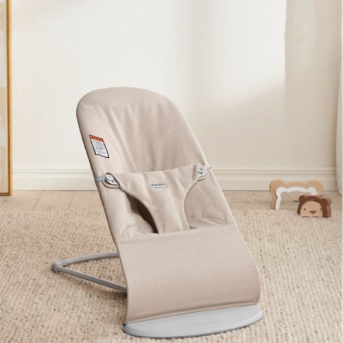 Bouncer Bliss – a cozy seat for newborns | BabyBjörn