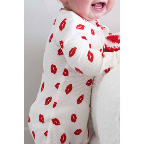 Little Kisses Bamboo Waffle Zipper Footie