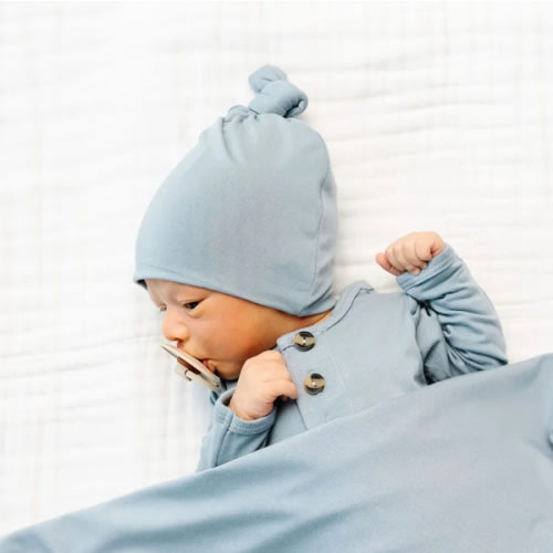 Leo Top Knot Hat