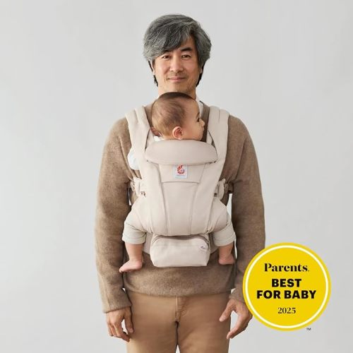 Ergobaby Omni Deluxe Baby Carrier for Newborn to Toddlers 0-48 Months (7-45 lbs) - 4-Position 100% Premium Cotton Baby Carrier with Ergonomic Support, Storage Pockets, and Sun Hood - Natural Beige