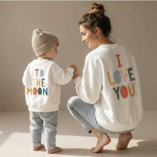 Mommy and Me Sweatshirt Set "To the Moon" – Matching Mom and Toddler Outfits – Gift for New Moms – Baby Shower Present – Family Photo Look