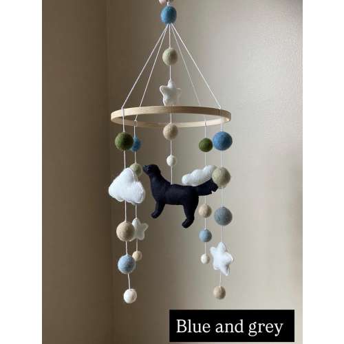 Dog mobile for nursery, golden retriever dog baby mobile, gender neutral mobile, Puppy cat mobile felt, Felt ball mobile crib, boho nursery