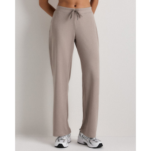 Flowknit Wide Leg Pants in Heather Dark Thyme Green