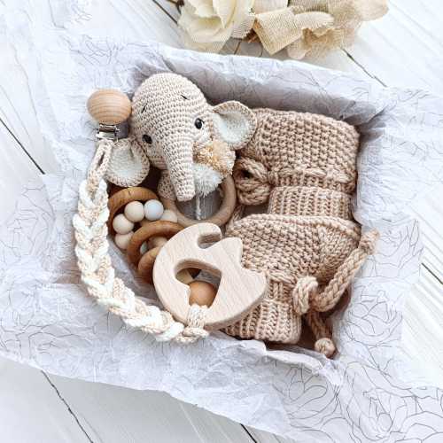 Elephant baby gift set Pregnancy gift box Newborn gift basket Elephant baby rattle toy & booties set Gender neutral Expecting mom gift