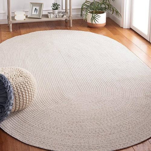 SAFAVIEH Washable Rug Outdoor Braided Collection - 5' x 8' Oval, Ivory & Light Grey, Handmade & Reversible, Non-Shedding & Easy to Clean, Ideal for Patio, Backyard, Mudroom (BRA201A)