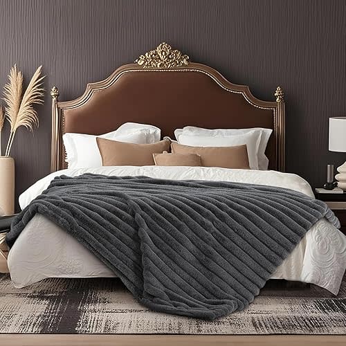 Amélie Home Faux Fur Throw Blanket for Couch, Ultra Cozy Fuzzy Fluffy Fur Luxurious Soft Striped Plush Gift Blankets for Family Sofa Chair Bed Living Room Bedroom, 60"x80", Ionic Wolf Gray