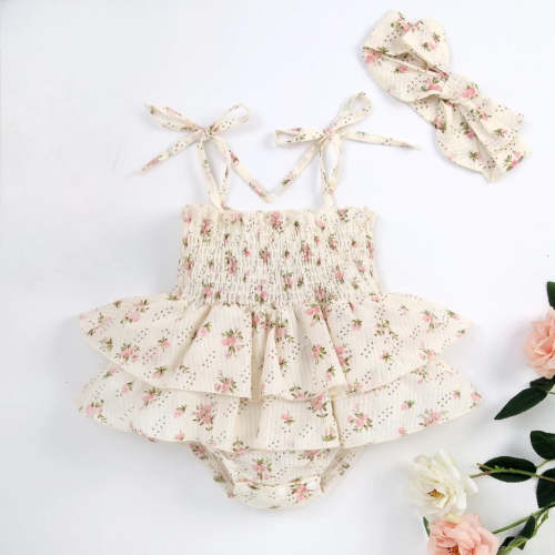 Sleeveless floral Shirred Romper