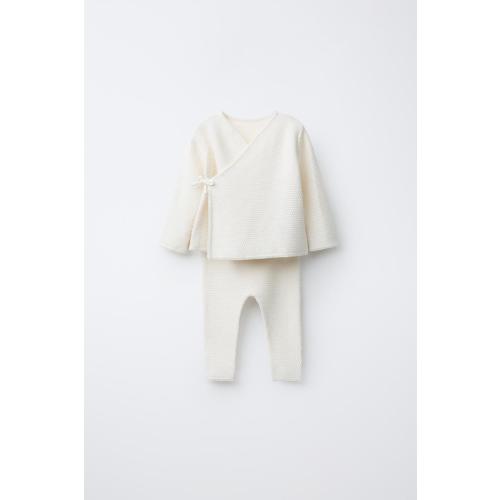 TEXTURED T-SHIRT AND SILK COTTON PANTS SET - Ecru | ZARA United States