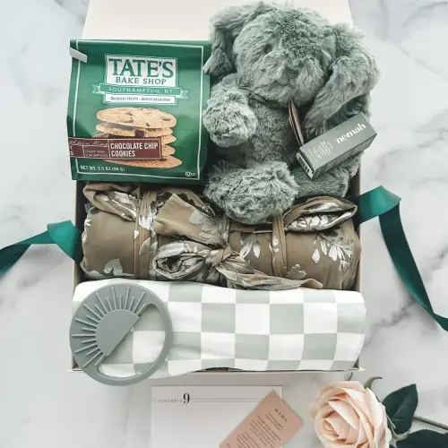 Shop Our Mom and Baby Gift Box in Gender Neutral Green — NURTURED 9