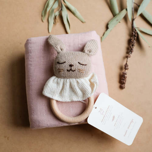 Main Sauvage Bunny Teething Ring Sand