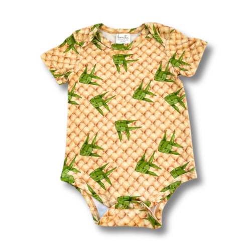 Tinifok Onesie