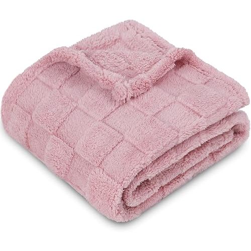 HOMRITAR 3D Gingham Fleece Baby Blanket for Girls Boys Chessboard Grid Warmer Comfort Reversible Shaggy Cozy Decor for Home Bed Blanket for Toddlers 30 x 40 Inches Coral Pink