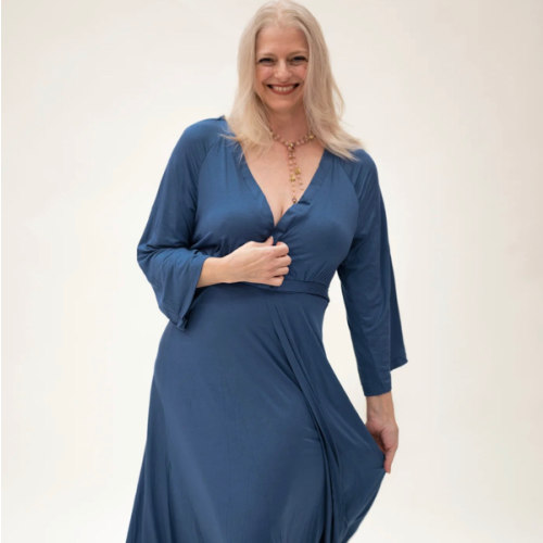 Amelia Labor & Postpartum Gown in Midnight Blue – Lila