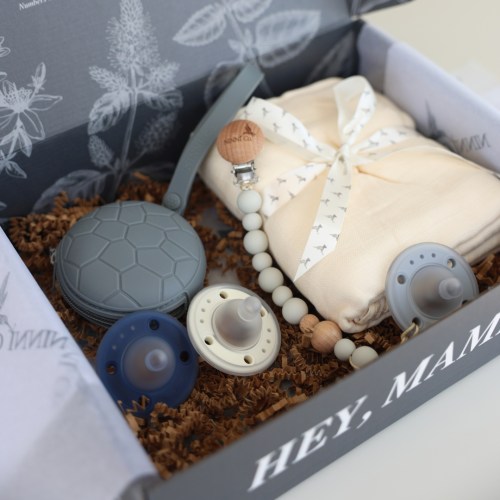 Snowy Snuggles Gift Set